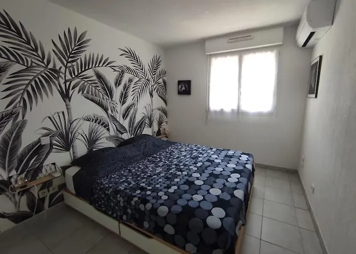 Cosy Dans Avec Piscine * Saint-Raphaël